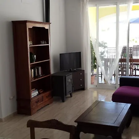 Chalet En Calpe. Urb Lilia Rosa *