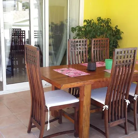 Chalet En Calpe. Urb Lilia Rosa Vakantiehuis *